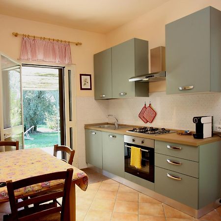 Agriturismo Peretti Фонтебланда Экстерьер фото